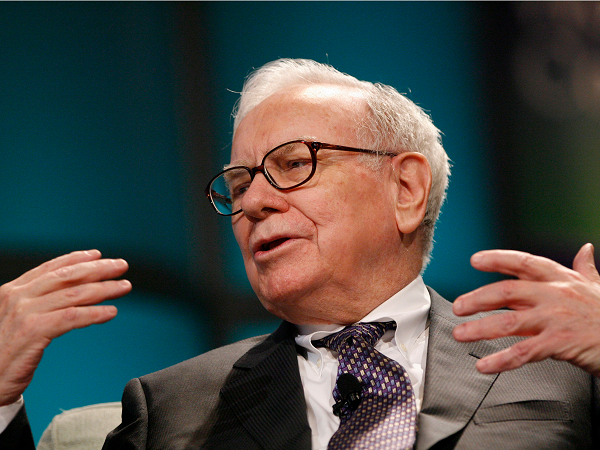6 bài học từ Warren Buffett có thể giúp bạn kiếm tiền trong năm 2017
